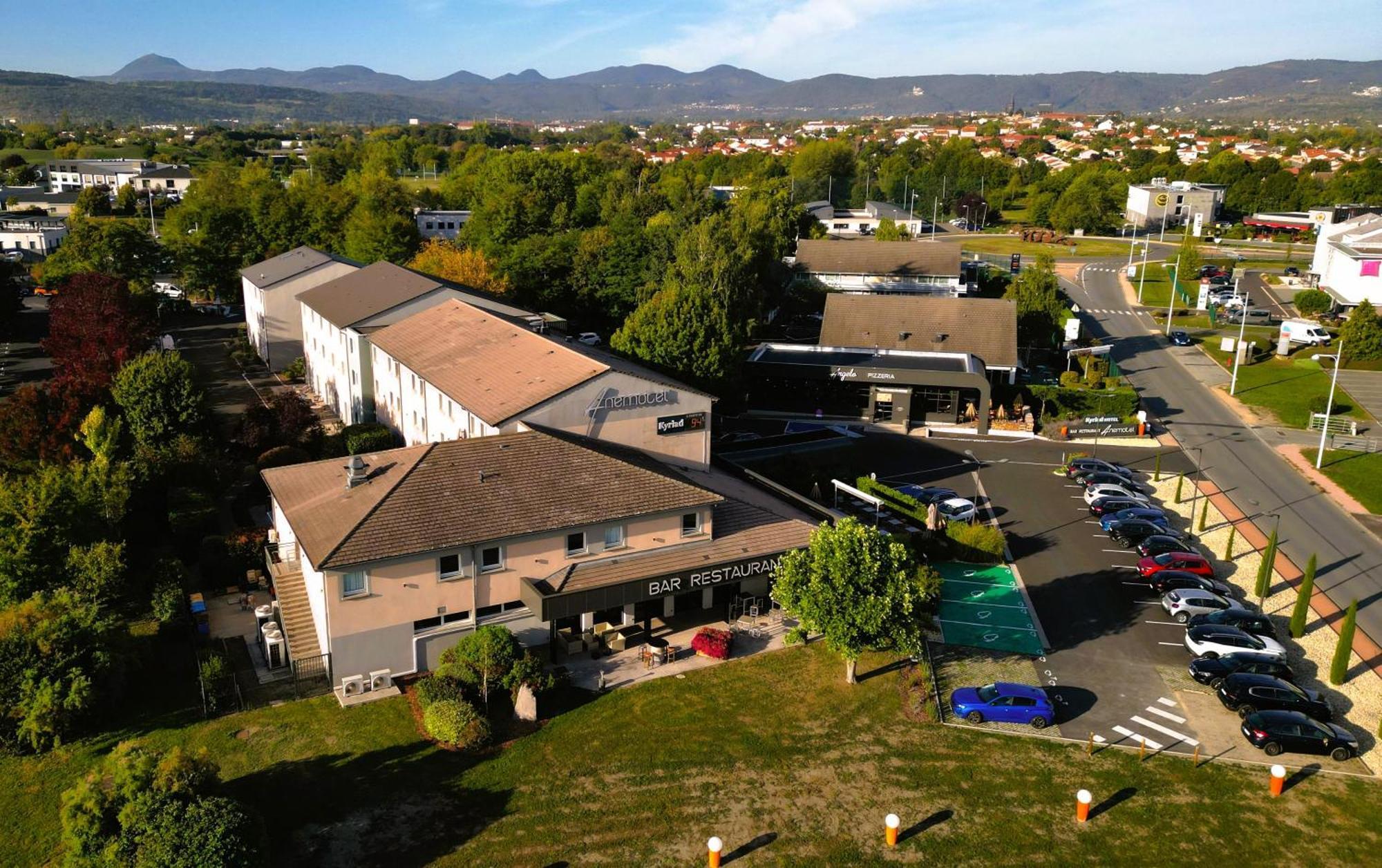 Kyriad Clermont Ferrand Nord - Riom Kültér fotó